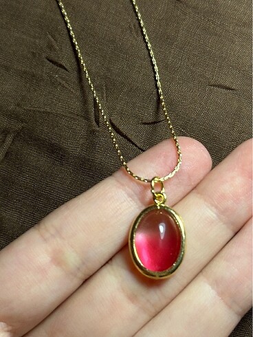 American Vintage Pembe boncuk kolye altın rengi