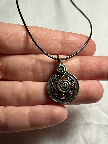 American Vintage Spiral desen kolye antik kahve