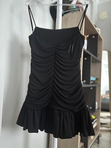 m Beden ZARA MİNİ DRAPE ELBİSE