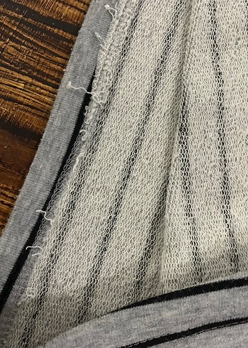 Çizgili Gri Kedi Kıyafeti Velcro Kapamalı - Görsel 4