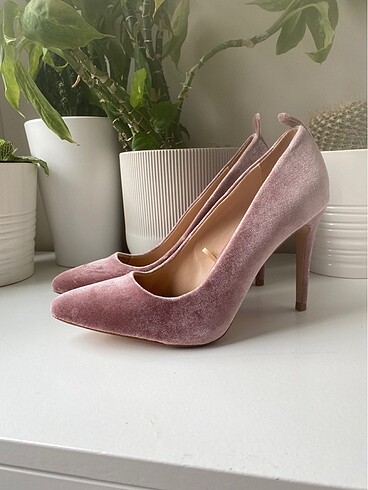 Bershka Pembe Kadife Stiletto