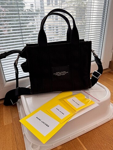 Marc by Marc Jacobs Marc jacobs