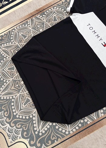 Tommy Hilfiger Siyah Baskılı Erkek Tişört - Görsel 4