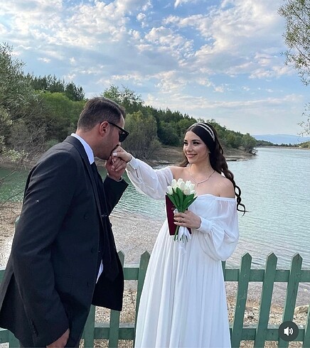 Sadece bir kez çekim için giyildi. 38 beden