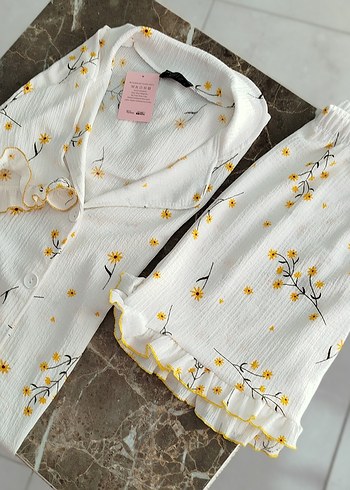 Diger Beyaz papatya desenli Kısa Kollu Mini Pijama Takımı - Görsel 6