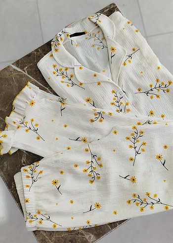 Nakışlı Beyaz Kadın Mini Pijama Takımı - Görsel 6