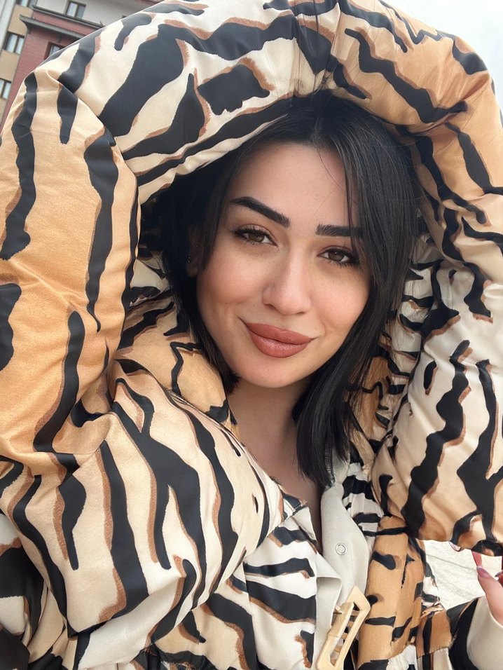 Kahverengi Zebra Desenli Kadın Kışlık Mont - Görsel 4