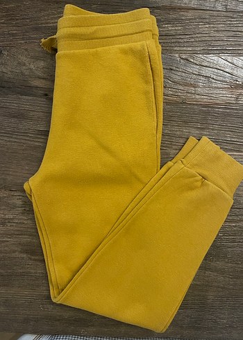 H&M marka hardal rengi erkek çocuk eşofman altı