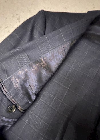 Cacharel marka ekose desenli erkek takım elbise - Görsel 2