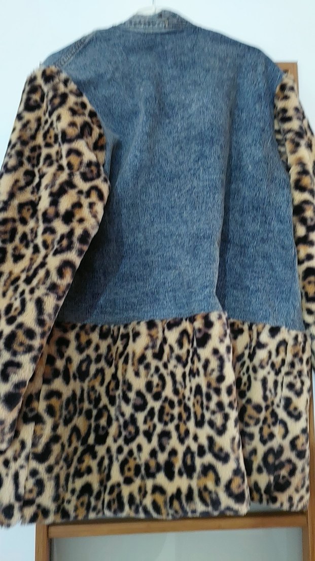 Leopar Desenli Kürklü Kadın Denim Ceket - Görsel 5