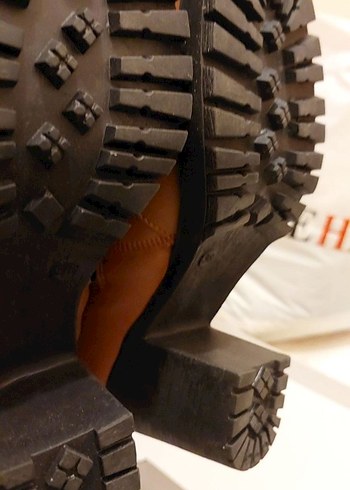 Deri Kadın Bej Dolgu Topuklu Çizme - Görsel 3