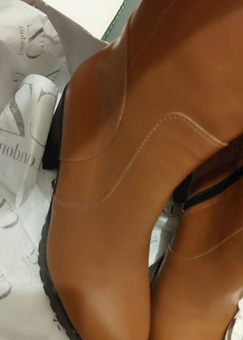 Deri Kadın Bej Dolgu Topuklu Çizme - Görsel 4