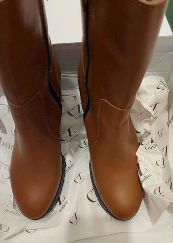 Deri Kadın Bej Dolgu Topuklu Çizme - Görsel 2