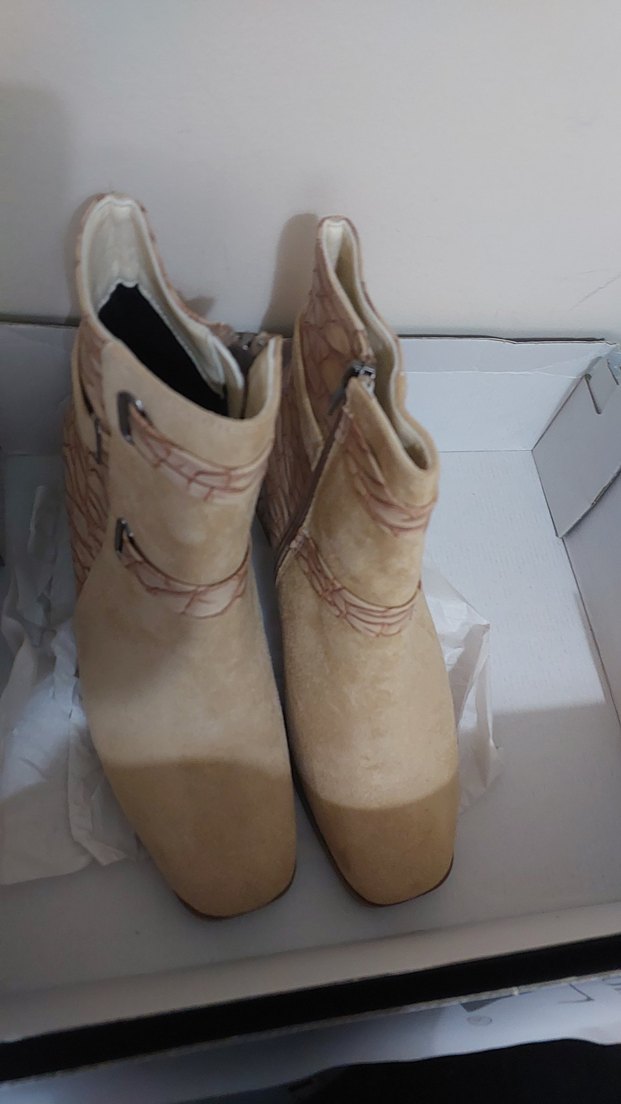 Bej Süet Kadın Dolgu Topuklu Bot - Görsel 2