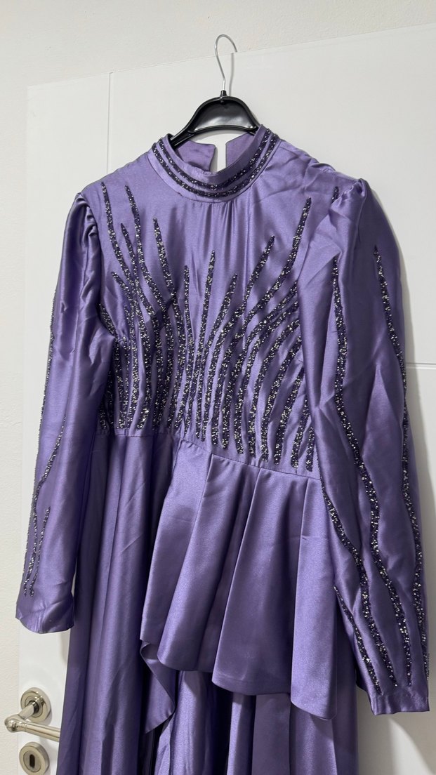 Mor Uzun Kollu Nakışlı Abiye Elbise - Görsel 4