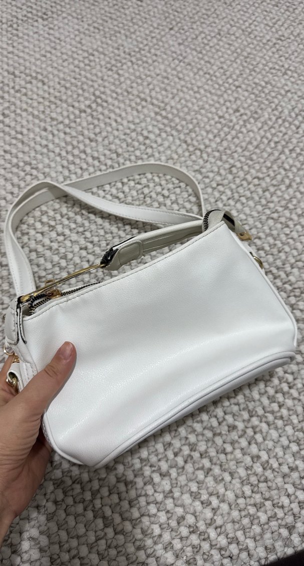 Minimalist Beyaz Deri Kadın Çanta - Görsel 3