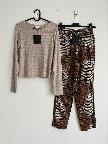 Twist Pantolonlu Takım M Beden