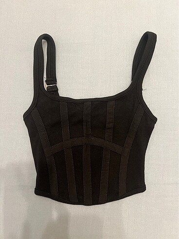 Siyah Crop