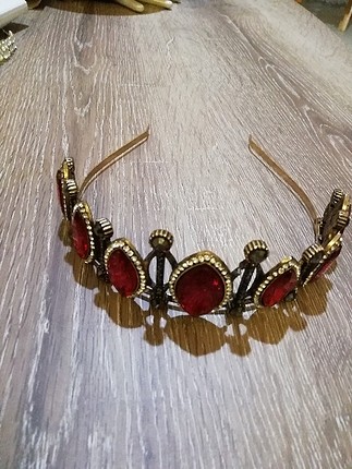 Özel Gün Tacı
