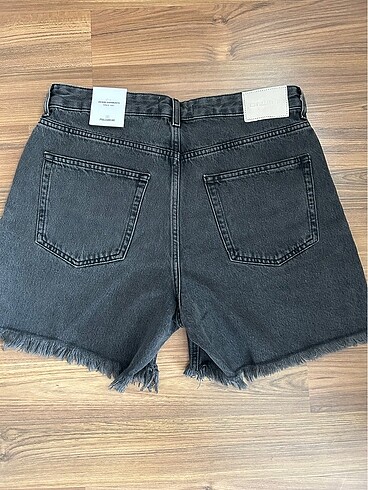 Pull and Bear Yüksek bel denim bermuda şort
