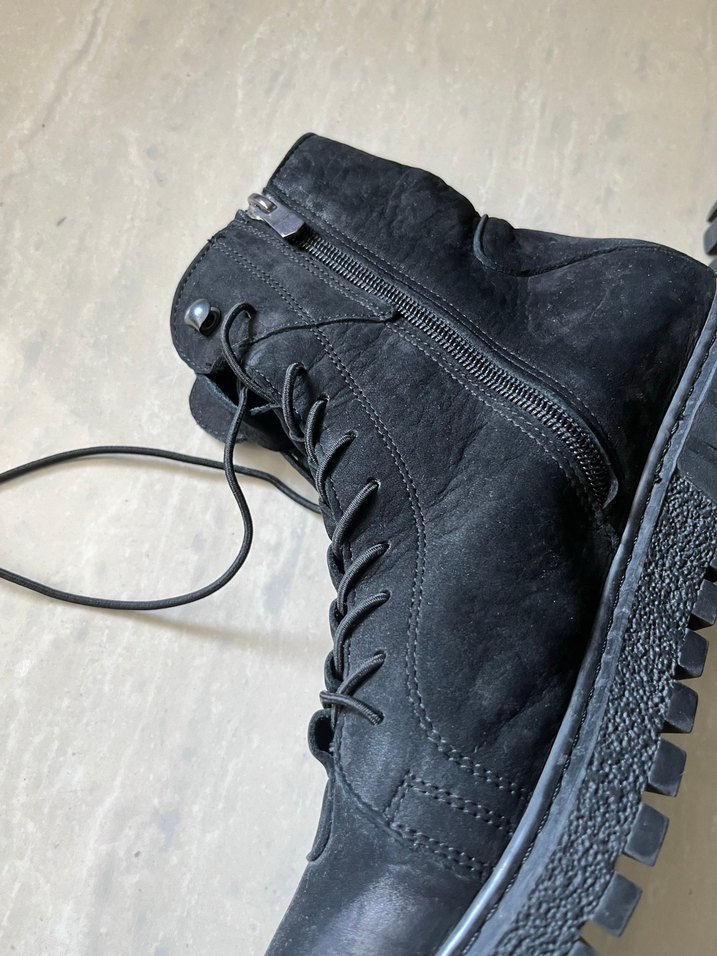 Siyah Süet Gotik Stiletto Topuklu Botlar - Görsel 3