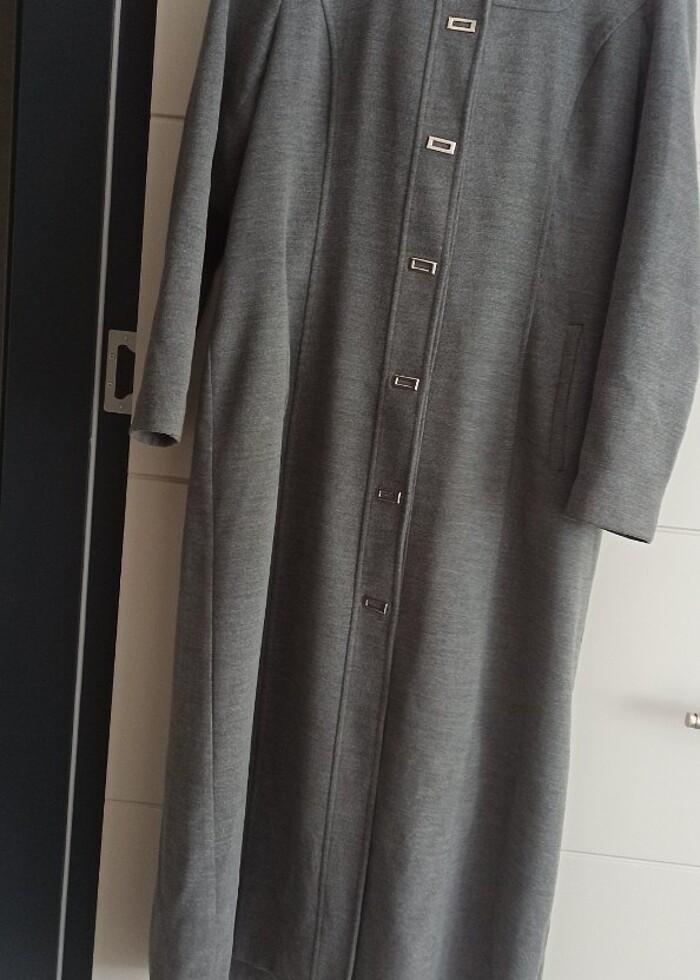 Kürk kapşonlu pardesu - Görsel 2