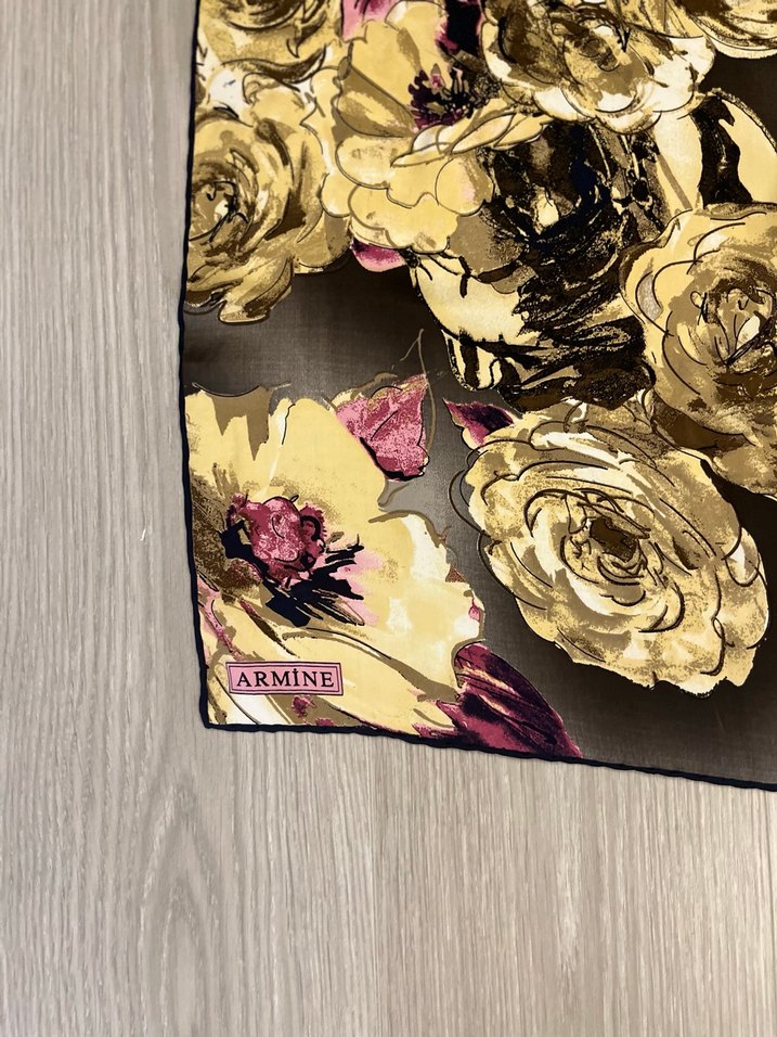 Armine Eşarp - Görsel 2