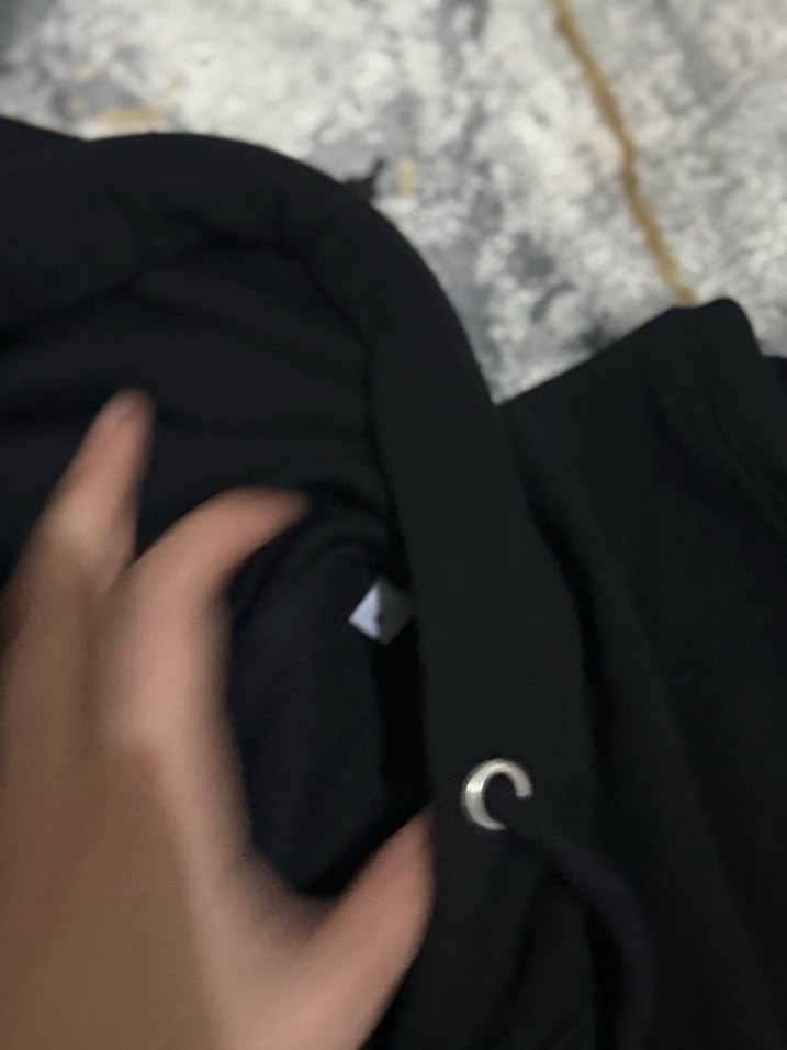 Ami Paris Kadın Siyah Kapüşonlu Sweatshirt - Görsel 5