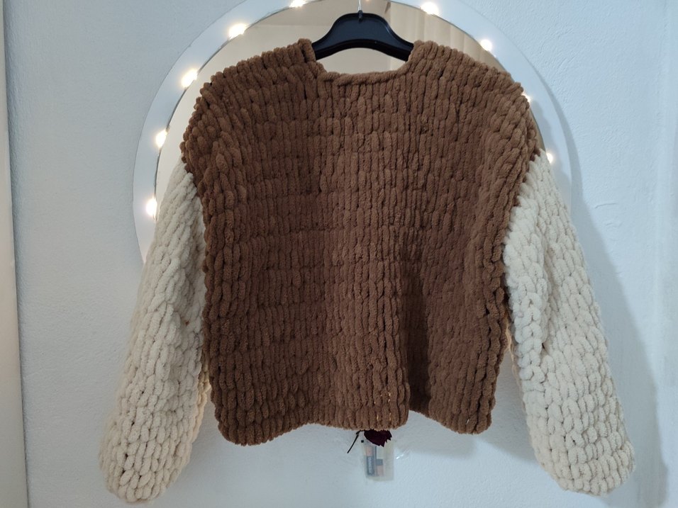 Kadın Kahverengi Örgü Mini Hırka - Görsel 2