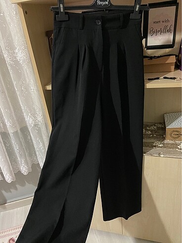 Zara Siyah kumaş pantolon