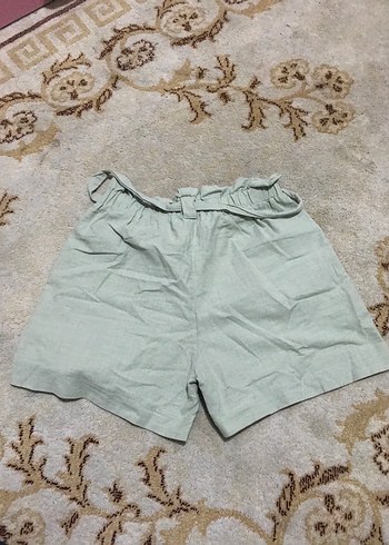 Yeşil Kemerli Yüksek Bel Keten Şort - Görsel 2