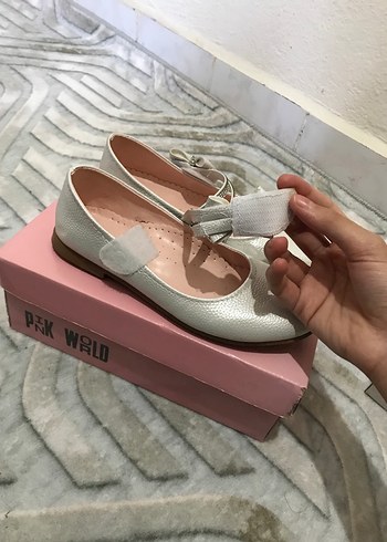 Kız Çocuk Beyaz Tokalı Babet Ayakkabı - Görsel 4