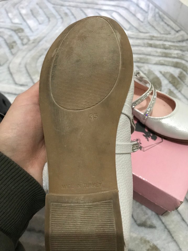 Kız Çocuk Beyaz Tokalı Babet Ayakkabı - Görsel 3