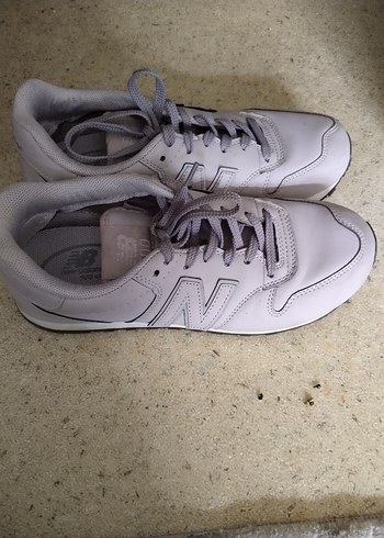 Gri New Balance Kadın Sneakers