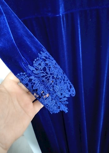 Kadın Mavi Uzun Nakışlı Straplez Elbise - Görsel 3