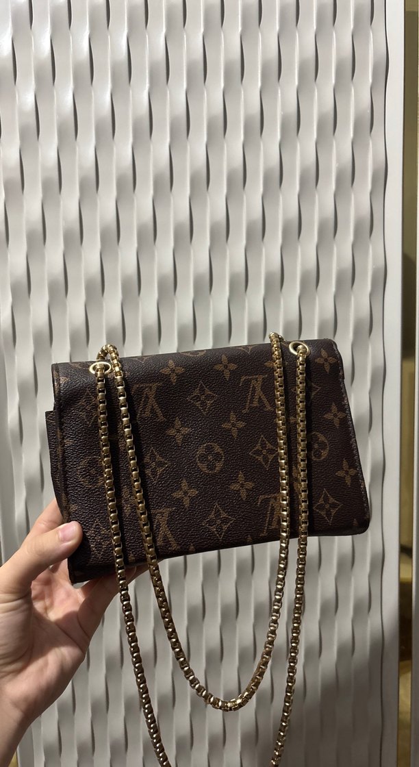 Kahverengi Deri Louis Vuitton Kadın Çanta - Görsel 2