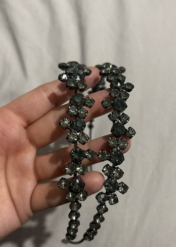 Kadınlar için Haki Renkli Cam Boncuklu Taç - Görsel 3