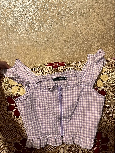 34 beden Crop s bedene uygun( xs yazıyor ama s beden bence)