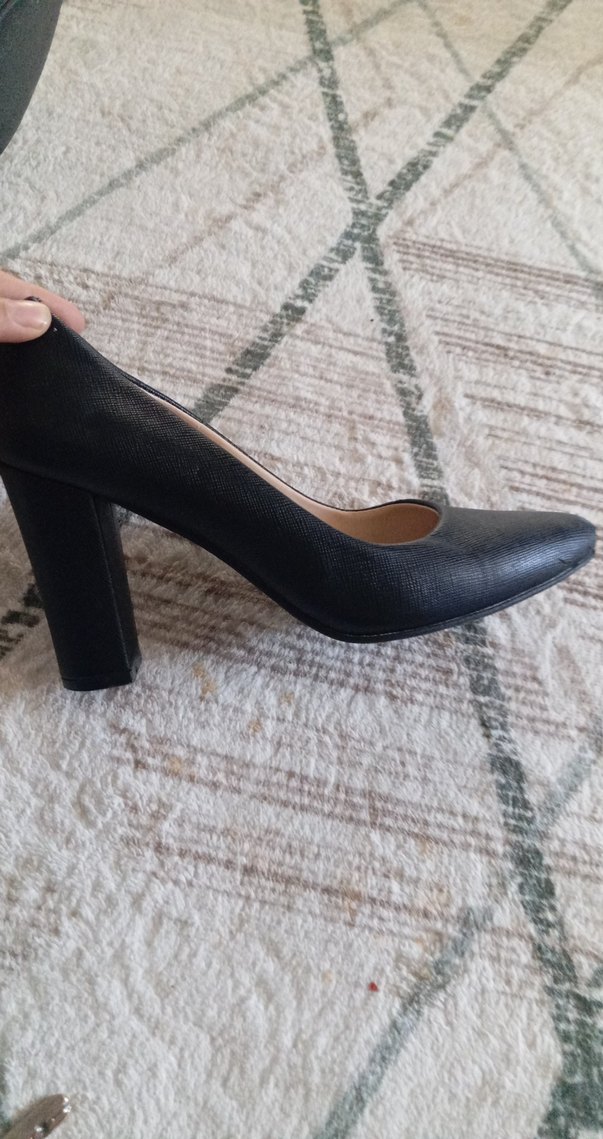 Klasik Siyah Deri Stiletto Topuklu Ayakkabı - Görsel 2