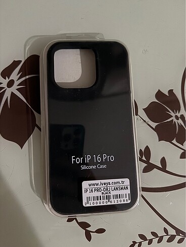 İPHONE 16 PRO SİYAH LANSMAN KILIF