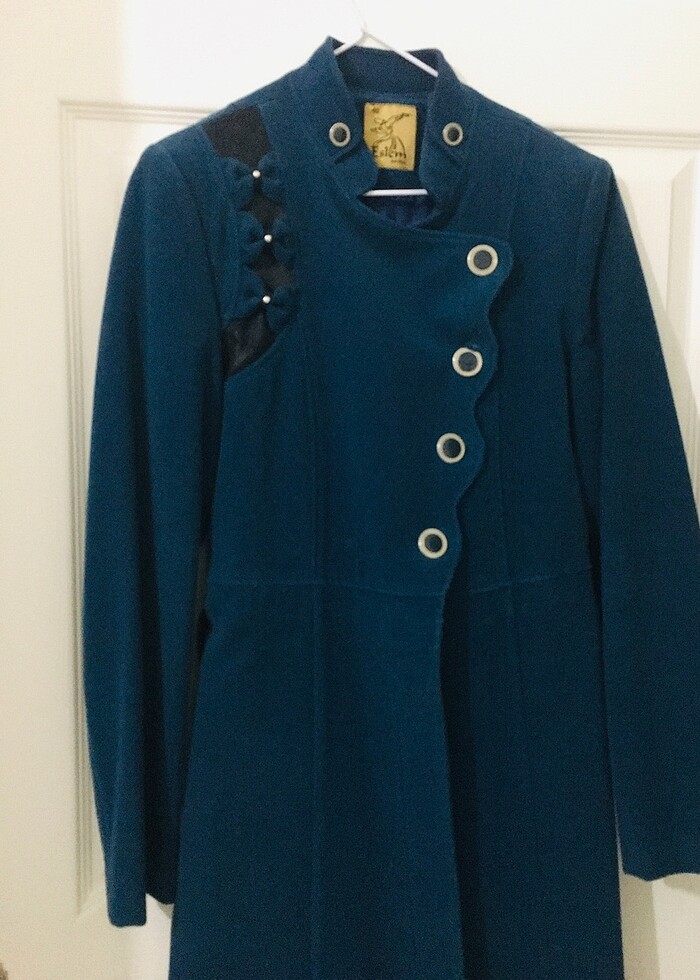 Turkuaz renk kaşe kaban - Görsel 2