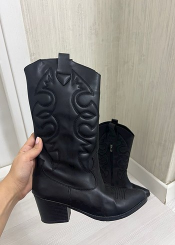 Kadın Siyah Deri Dizüstü Botlar