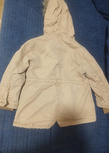 Erkek Çocuk Bej Kapüşonlu Kürk Detaylı Mont içli dışlı - Görsel 8