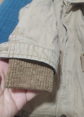 Erkek Çocuk Bej Kapüşonlu Kürk Detaylı Mont içli dışlı - Görsel 7