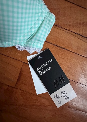 H&M Balconette Sütyen 75B - Görsel 3