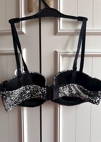 H&M Straplez Sütyen 75A - Görsel 2