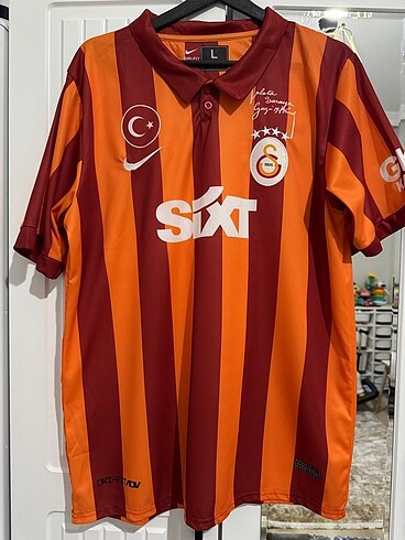 Galata saray 100. Yıl forma - Görsel 3