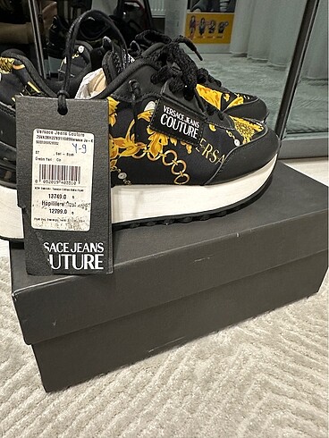 Versace Versace sneaker yeni sezon etiketli kutulu