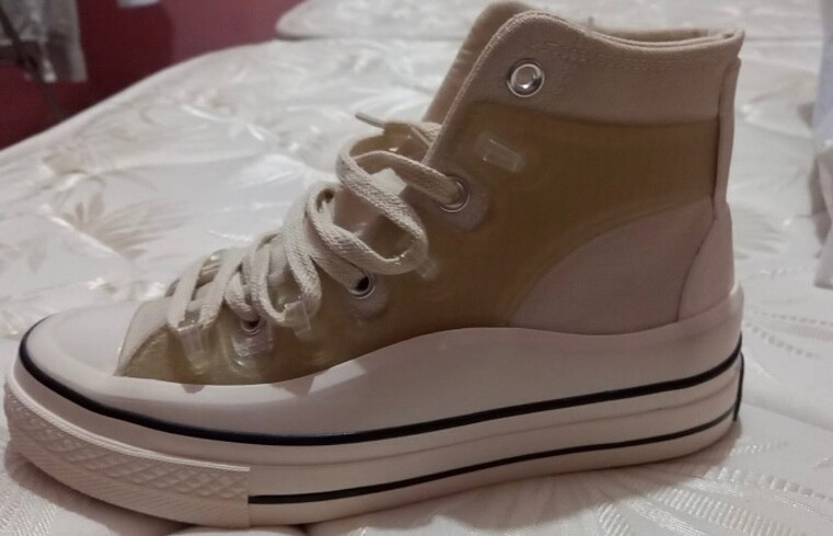37 Beden Bej converse