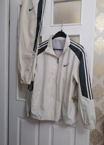 Nike Spor Takim Boy 70 Cm 2 Gogus Arasi 54 Cm Alt Boy 95 Cm Dir